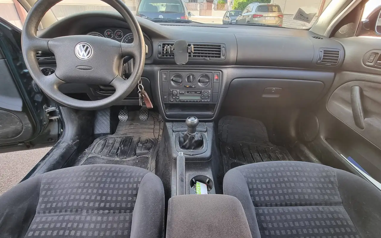Volkswagen Passat 1.9 tdi Comfortline 130cv, foto 6