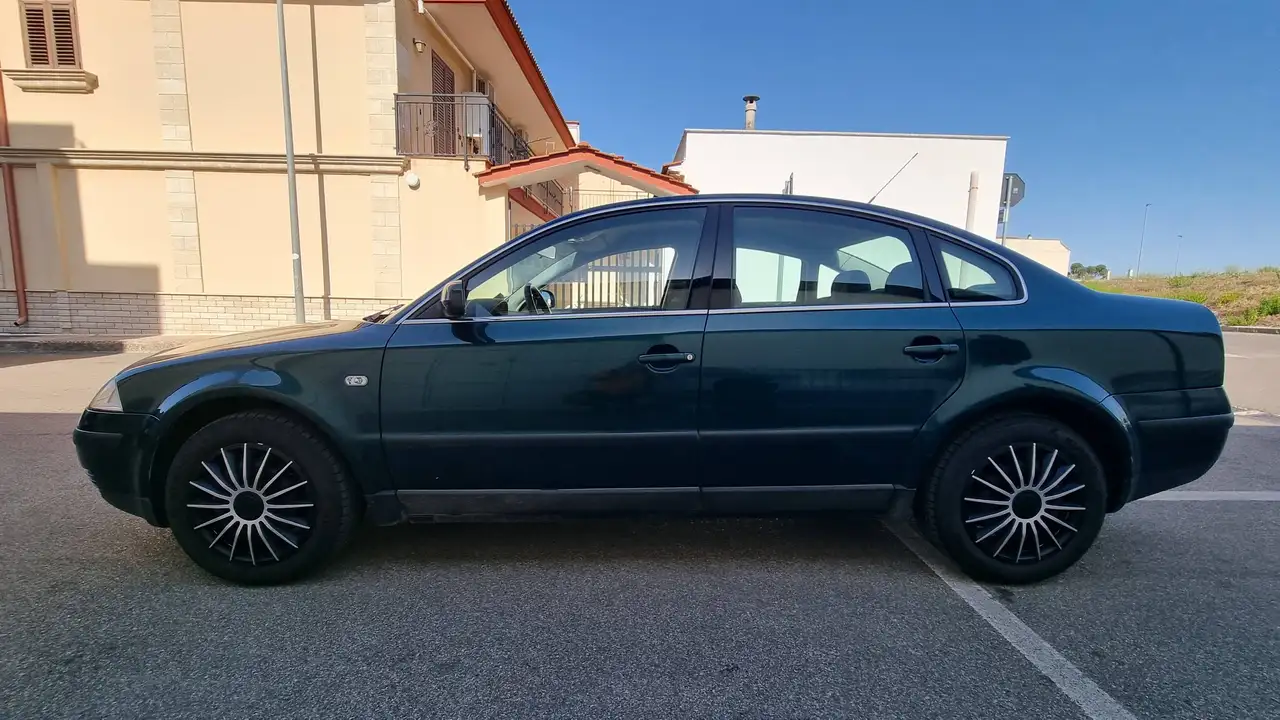 Volkswagen Passat 1.9 tdi Comfortline 130cv, foto 2