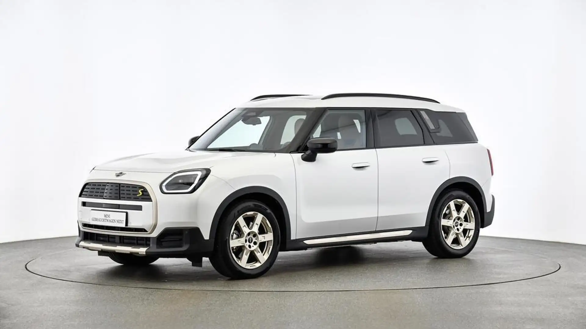 MINI Countryman SE All4 Favoured Trim Weiß - 1