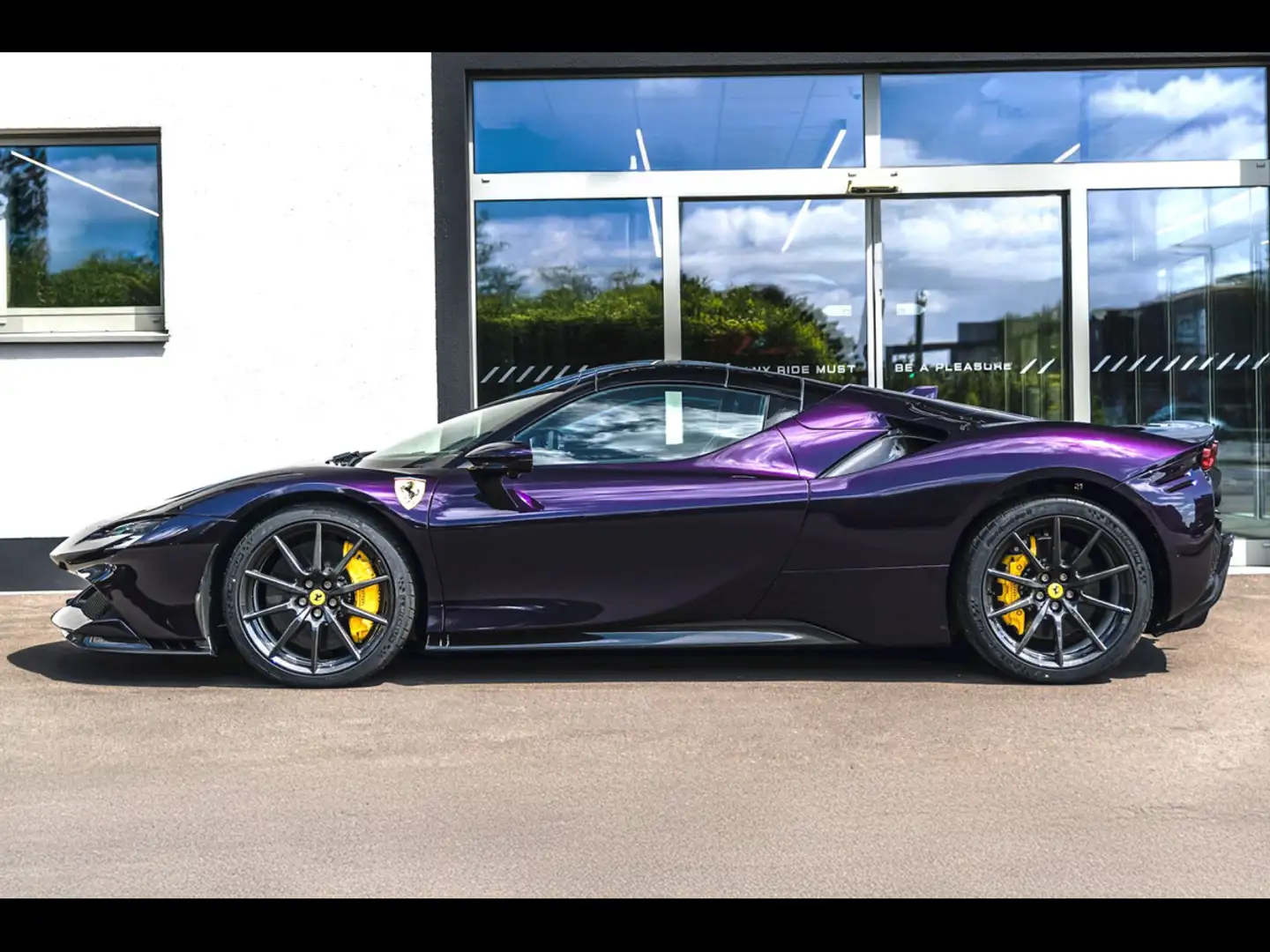 Ferrari SF90 Stradale SF90 SPIDER ATELIER°VIOLA HONG KONG°PPF°IMMAT FR Violet - 2