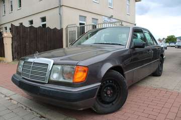Mercedes Benz 250D |Restorierungsbedürftig|