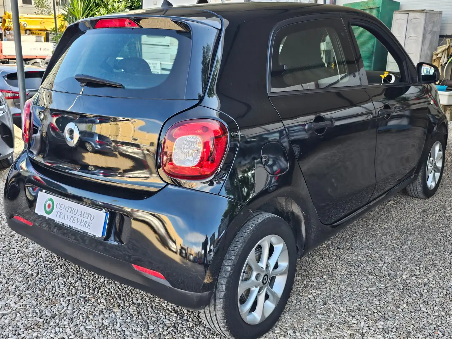 smart forFour 70 1.0 Youngster Schwarz - 2
