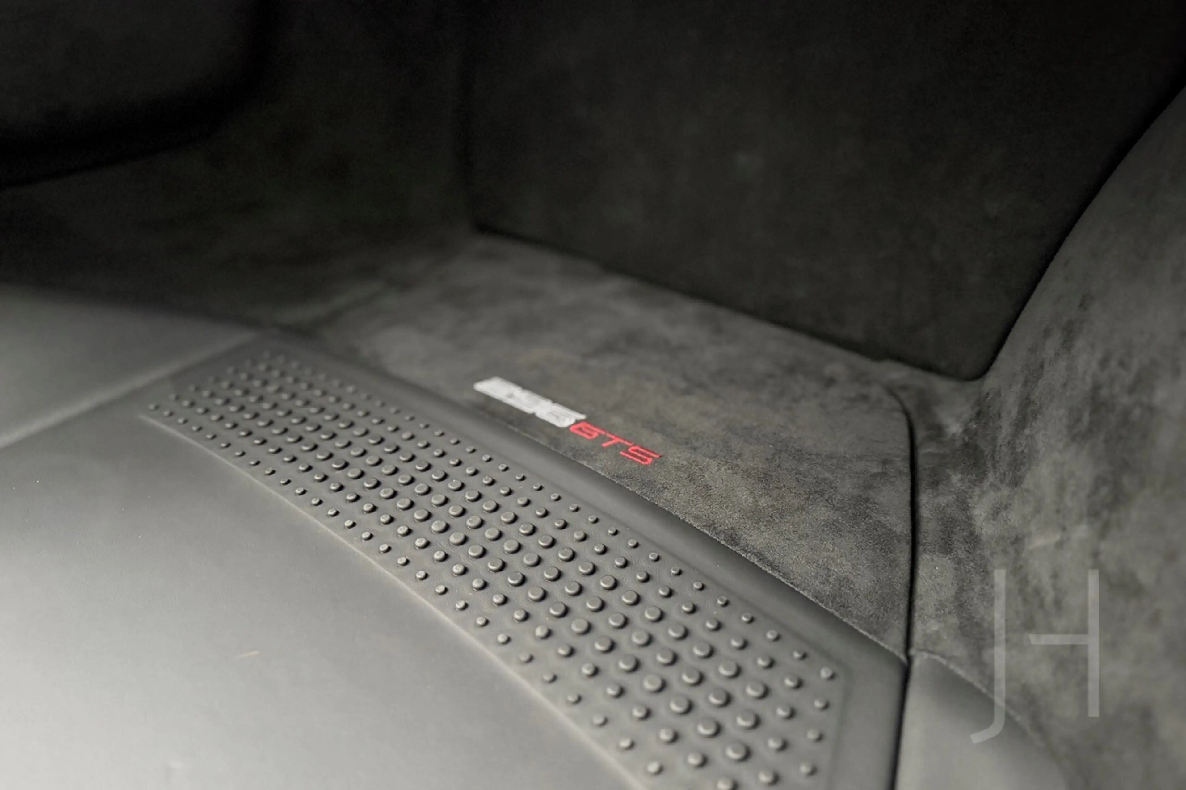 Ferrari 296 296 GTS — photo 14