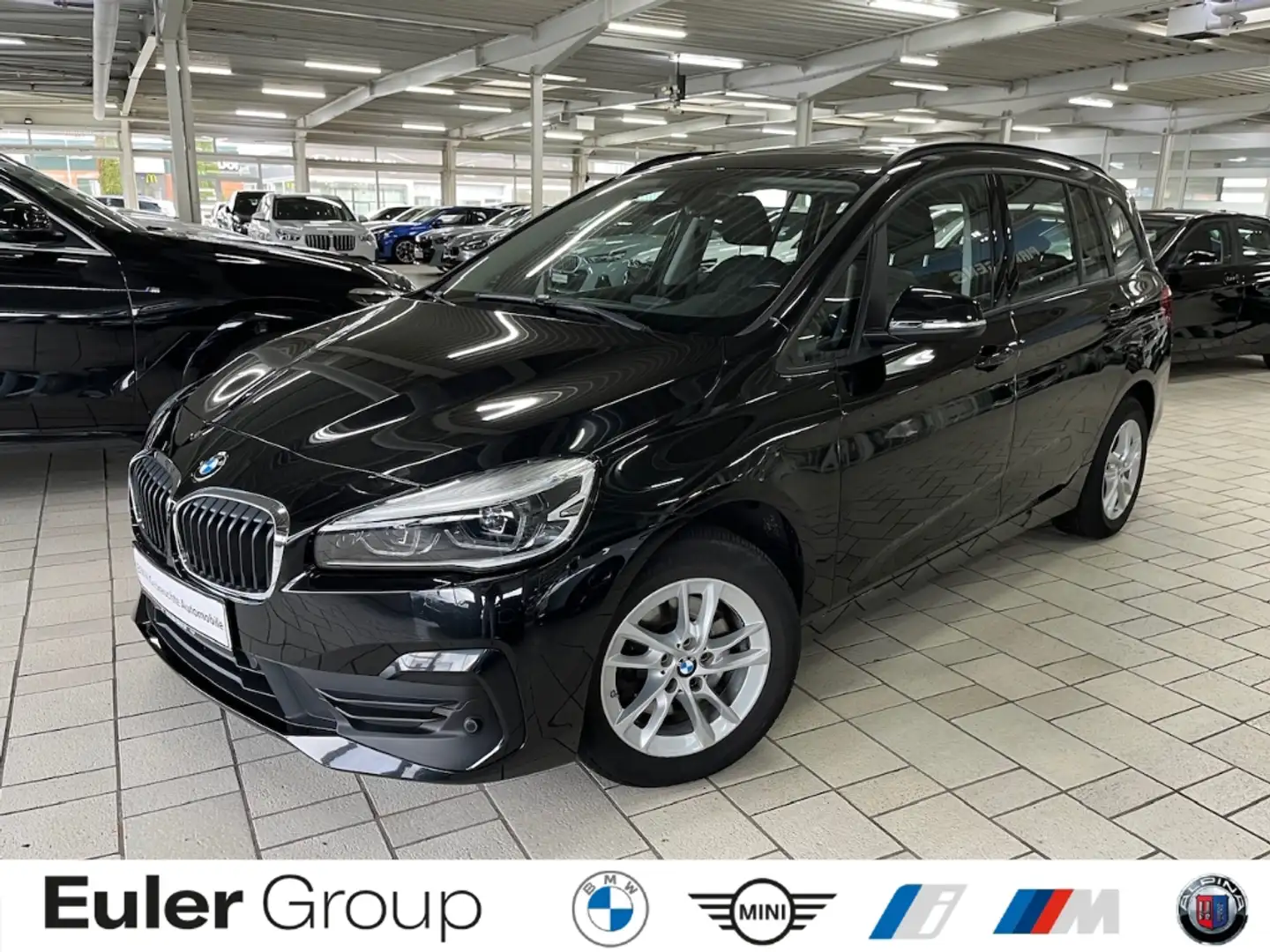 BMW 218 Gran Tourer i LED RFK PDC AHK-abnehmbar Pano Navi Schwarz - 1