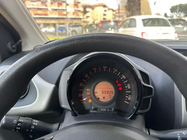 Citroen C1 view 11