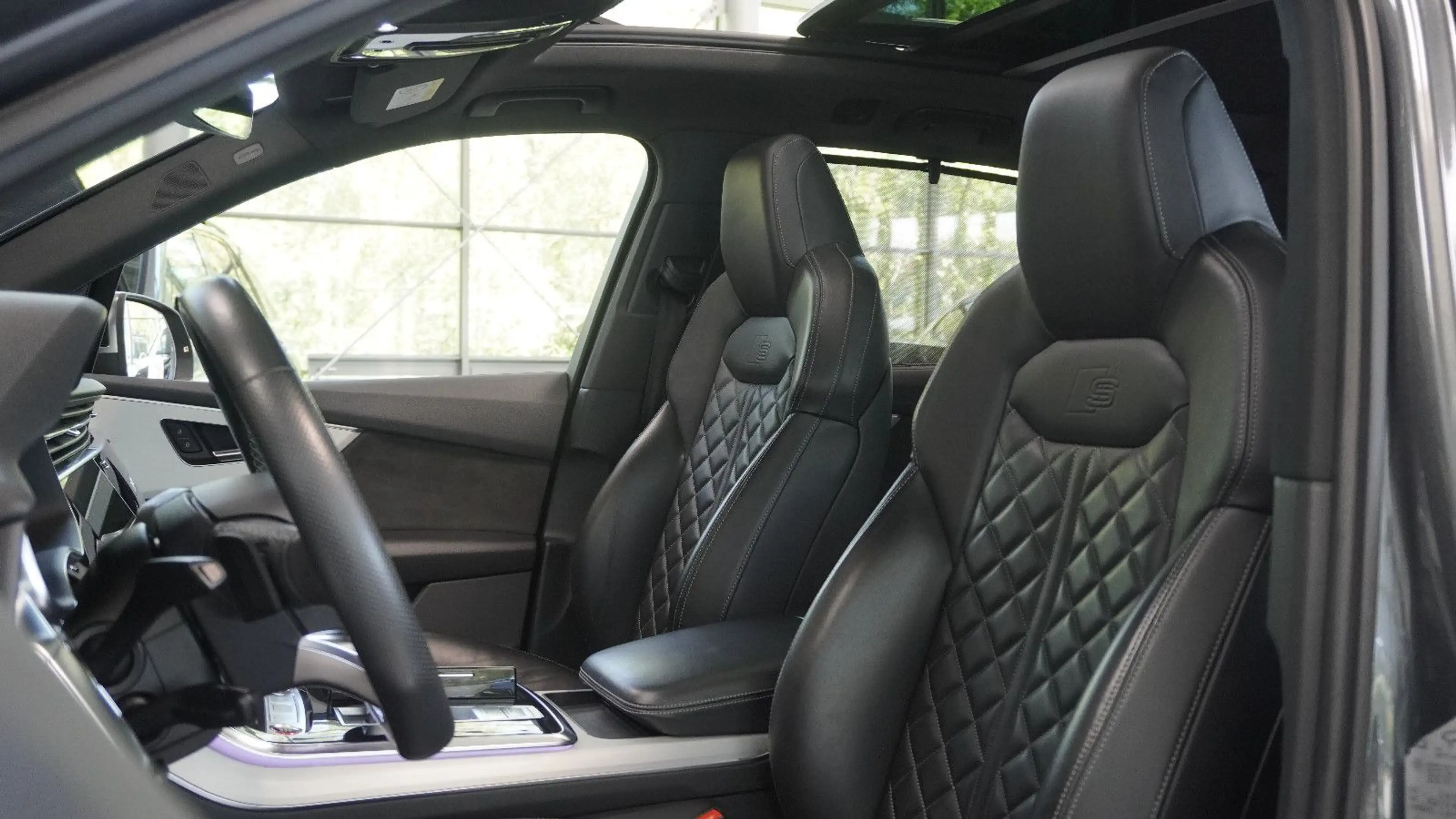 Audi SQ7 4.0 TDI quattro*RS-SEATS*PANO*STHZ*LUFT*22LM — photo 10