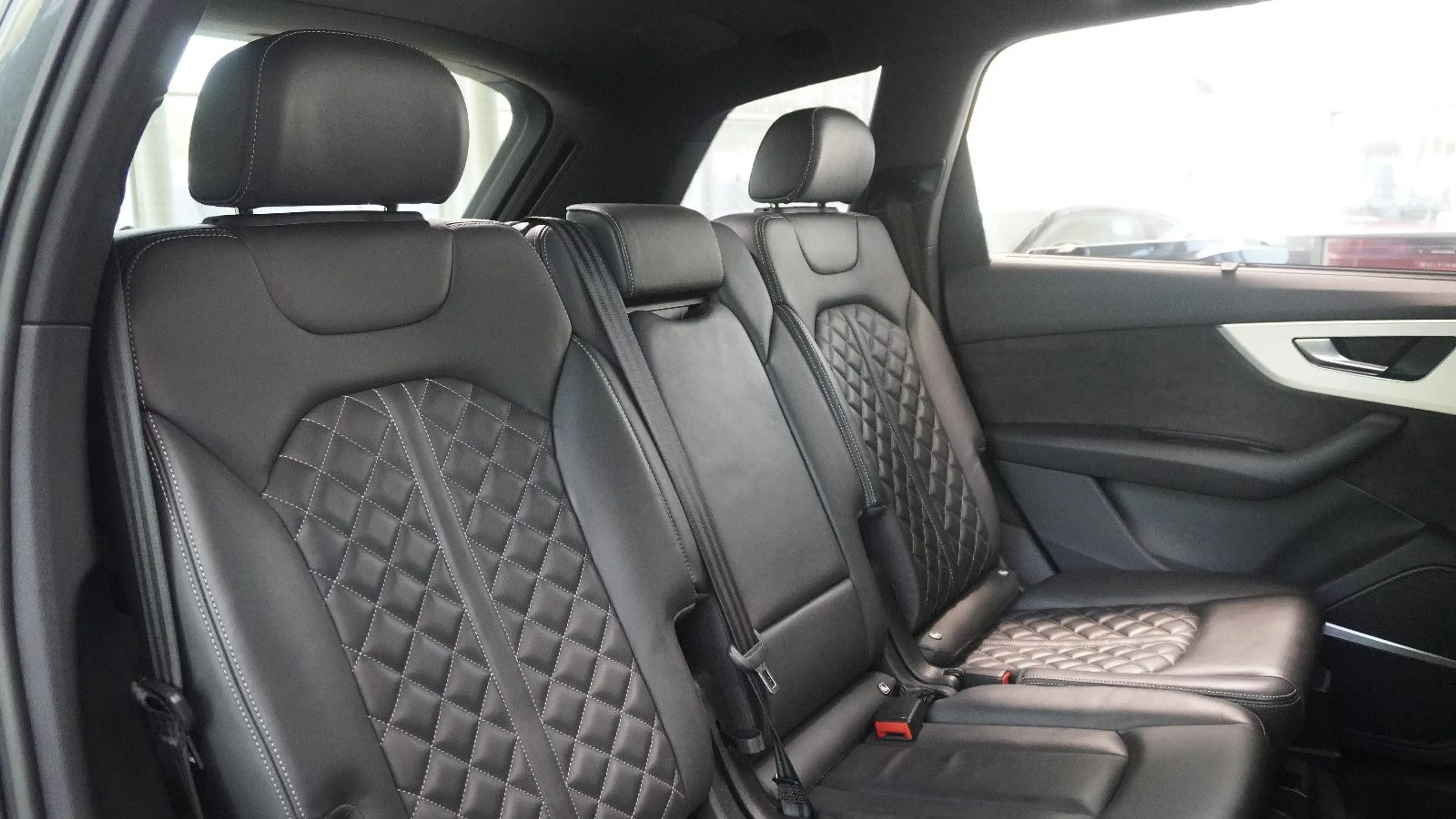Audi SQ7 4.0 TDI quattro*RS-SEATS*PANO*STHZ*LUFT*22LM — photo 12