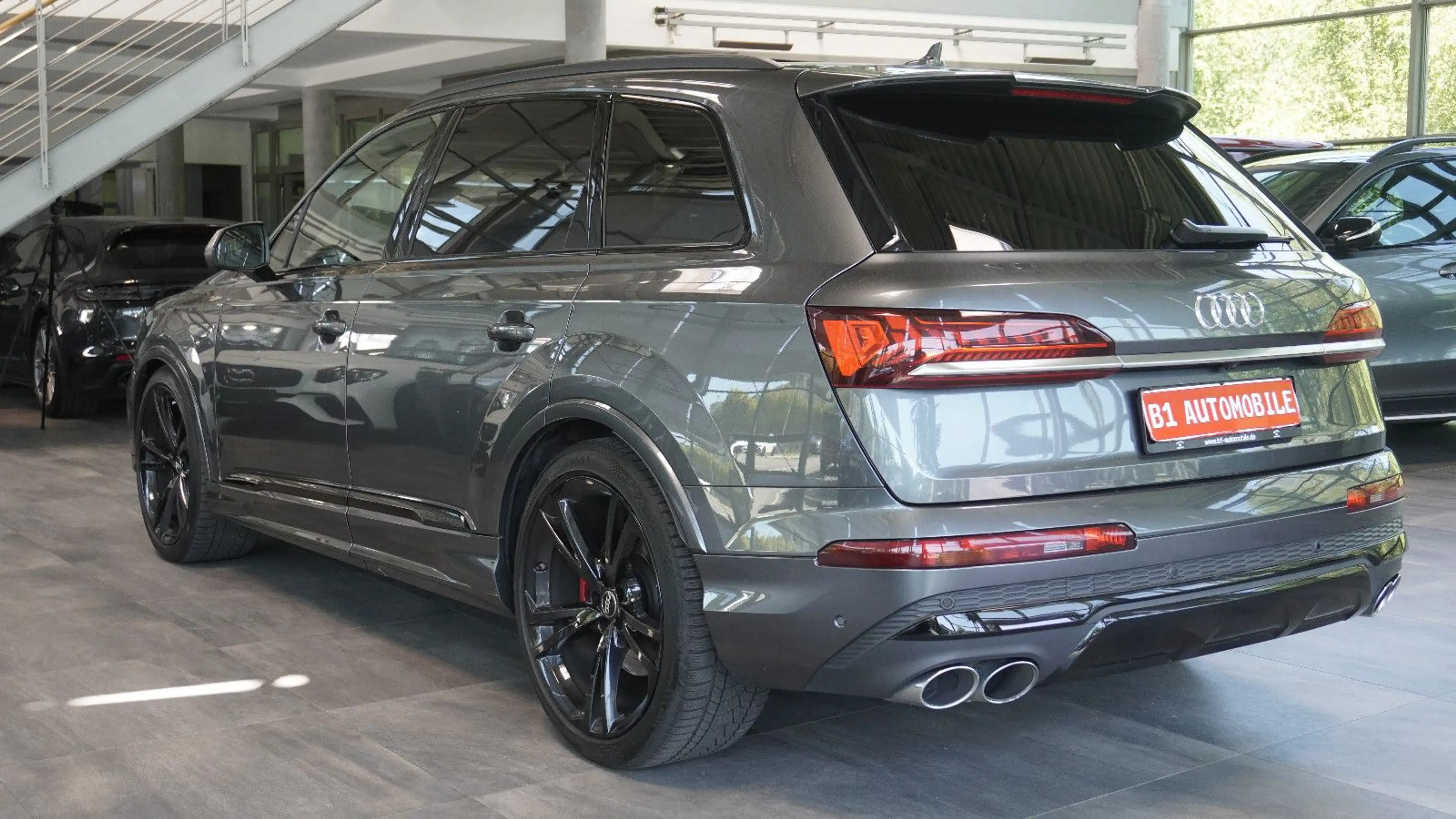 Audi SQ7 4.0 TDI quattro*RS-SEATS*PANO*STHZ*LUFT*22LM — photo 7
