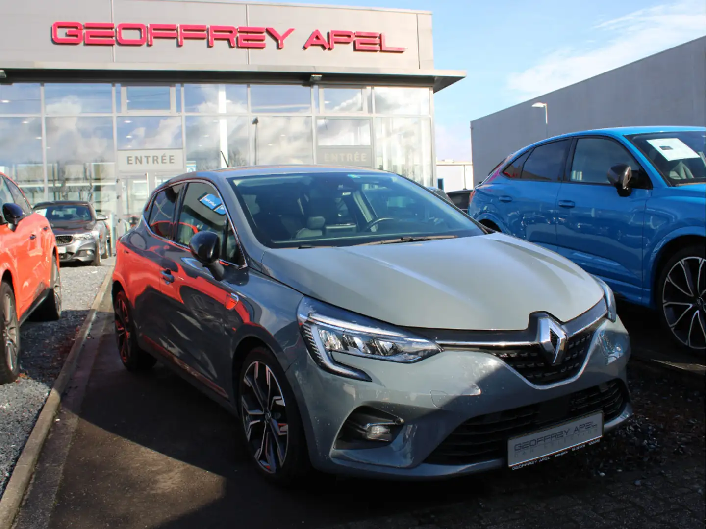 Renault Clio 1.0 TCE V EDITION ONE 100 , NAVI Link 7", CAMERA, Gris - 1