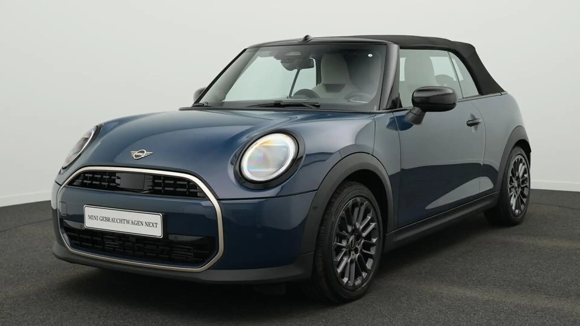 MINI Cooper C Cabrio Favoured Trim Blau - 1