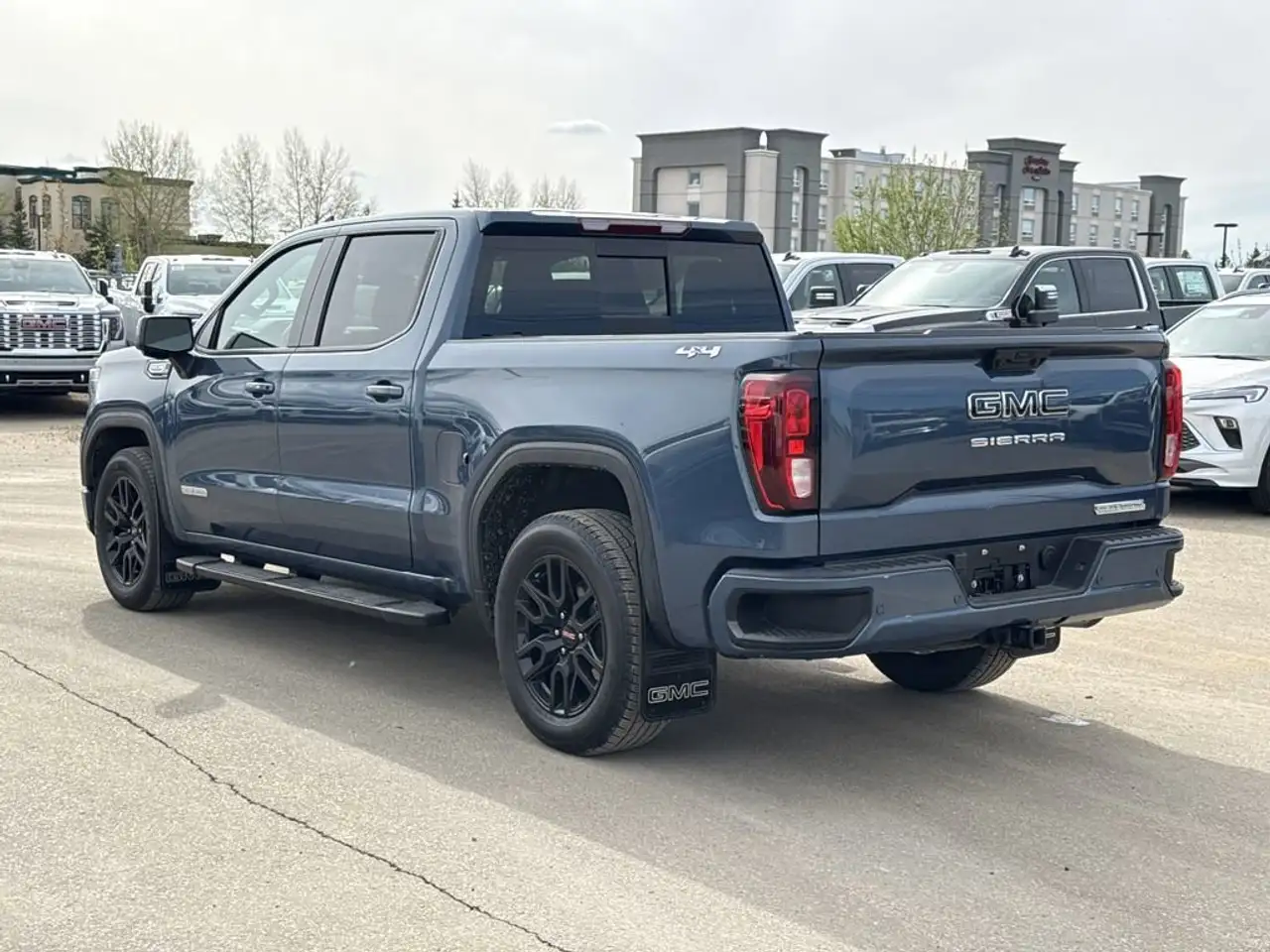 GMC Sierra 1500 снимка GMC Sierra 1500