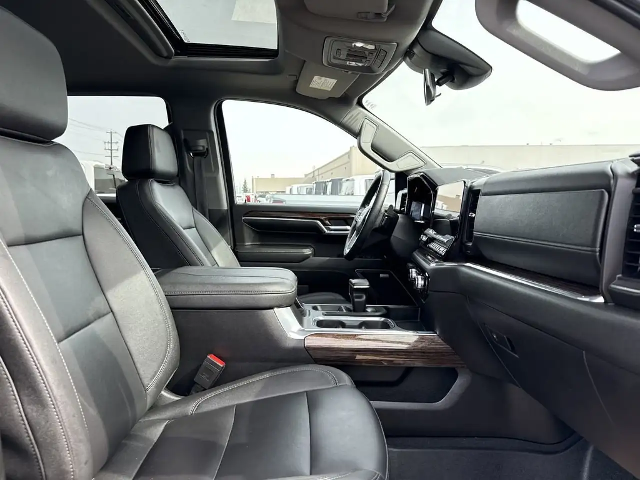 GMC Sierra 1500 снимка GMC Sierra 1500