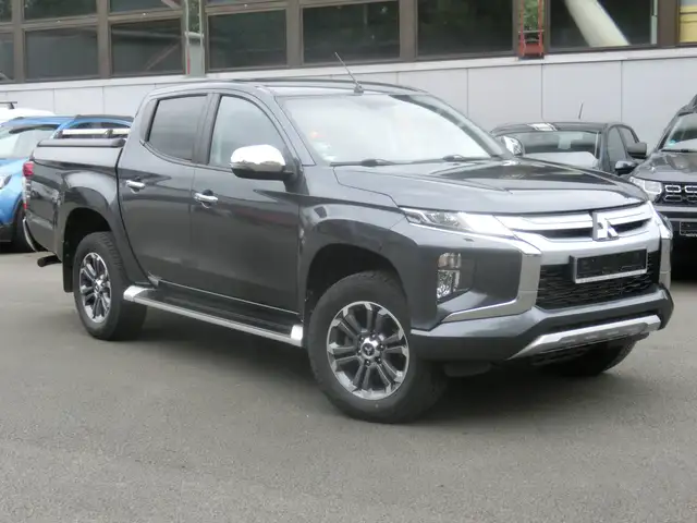 Mitsubishi L200 2.2 Euro 6d Temp Doppelkabine 4 WD Automatik/ Navigationssystem, Klima, Ledersitze, Sitzheizung, Telefon, AHK, LMF 18"