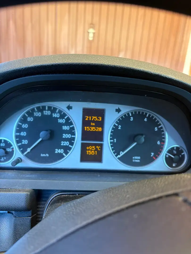 Mercedes-Benz B 170 - 1