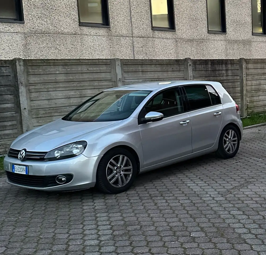Volkswagen Golf 5p 1.6 tdi Highline dsg - 1