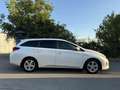 Toyota Auris TS 1,8 VVT-i Hybrid Lounge 1.Besitz alle Service Weiß - thumbnail 2