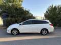 Toyota Auris TS 1,8 VVT-i Hybrid Lounge 1.Besitz alle Service Weiß - thumbnail 5