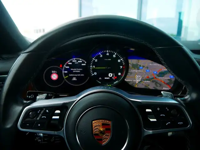 Porsche Panamera 2.9 4 E-Hybrid *Sport Chrono - Massage Sitze* Ansicht 13