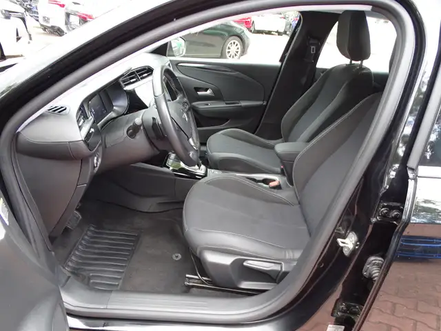 Opel Corsa view 8