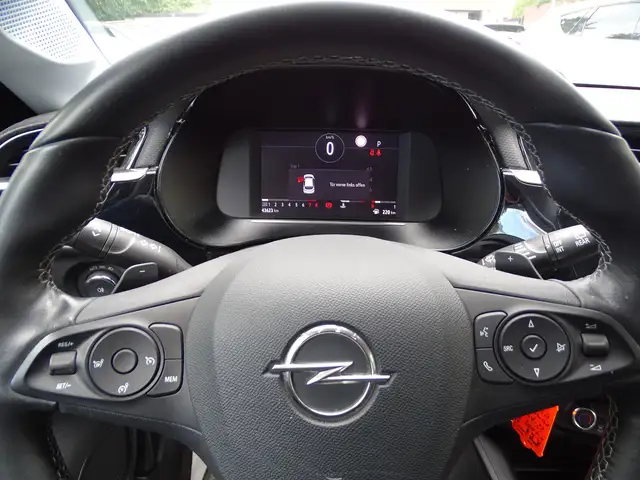 Opel Corsa view 11