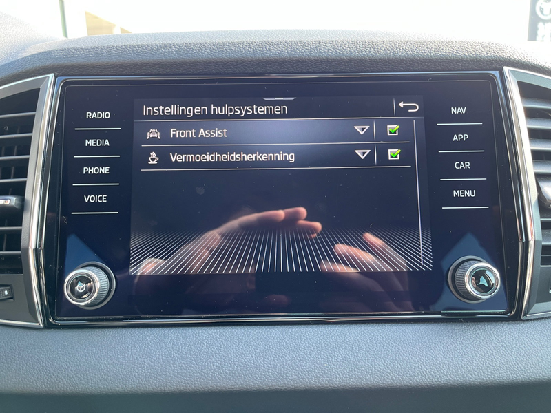 Skoda Karoq AUTOMAAT*115PK*GPS*CARPLAY*CAMERA*SENSOREN — photo 15