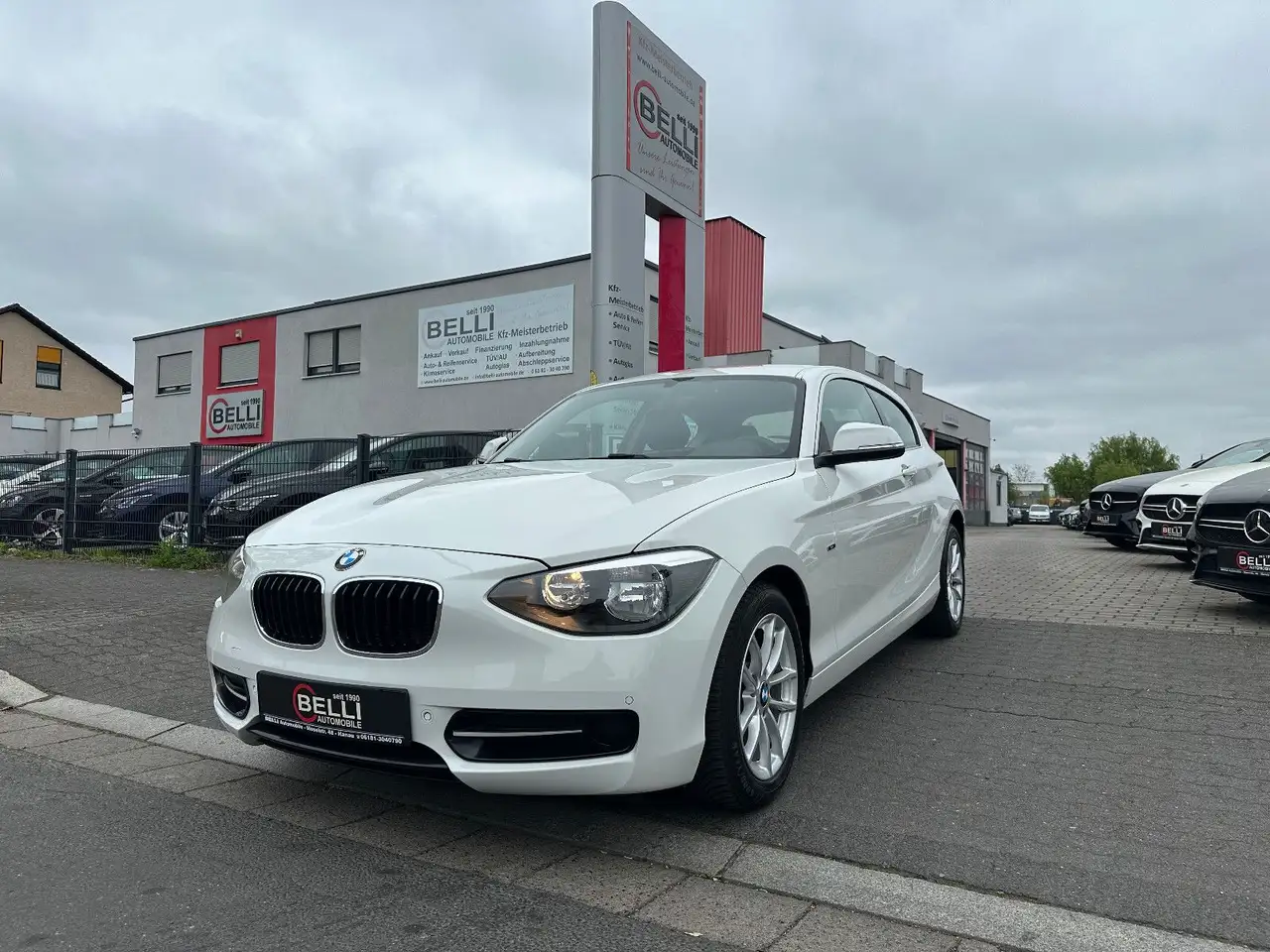 BMW 114