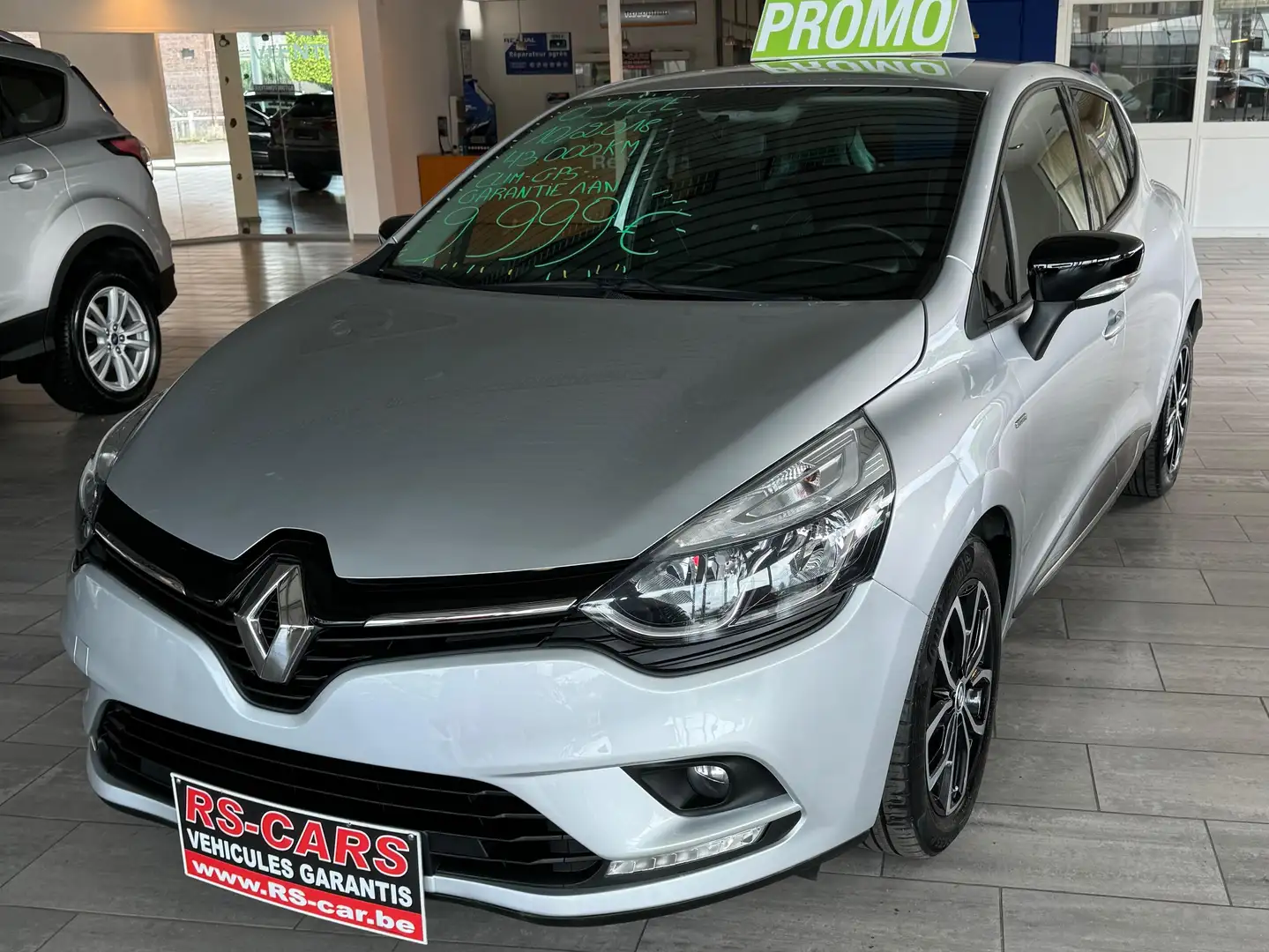 Renault Clio Clio 0.9 TCe Limited Argent - 2