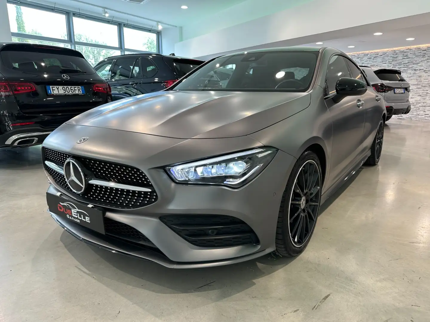 Mercedes-Benz CLA 250 Coupé Premium Plus AMG IVA ESPOSTA Gris - 2