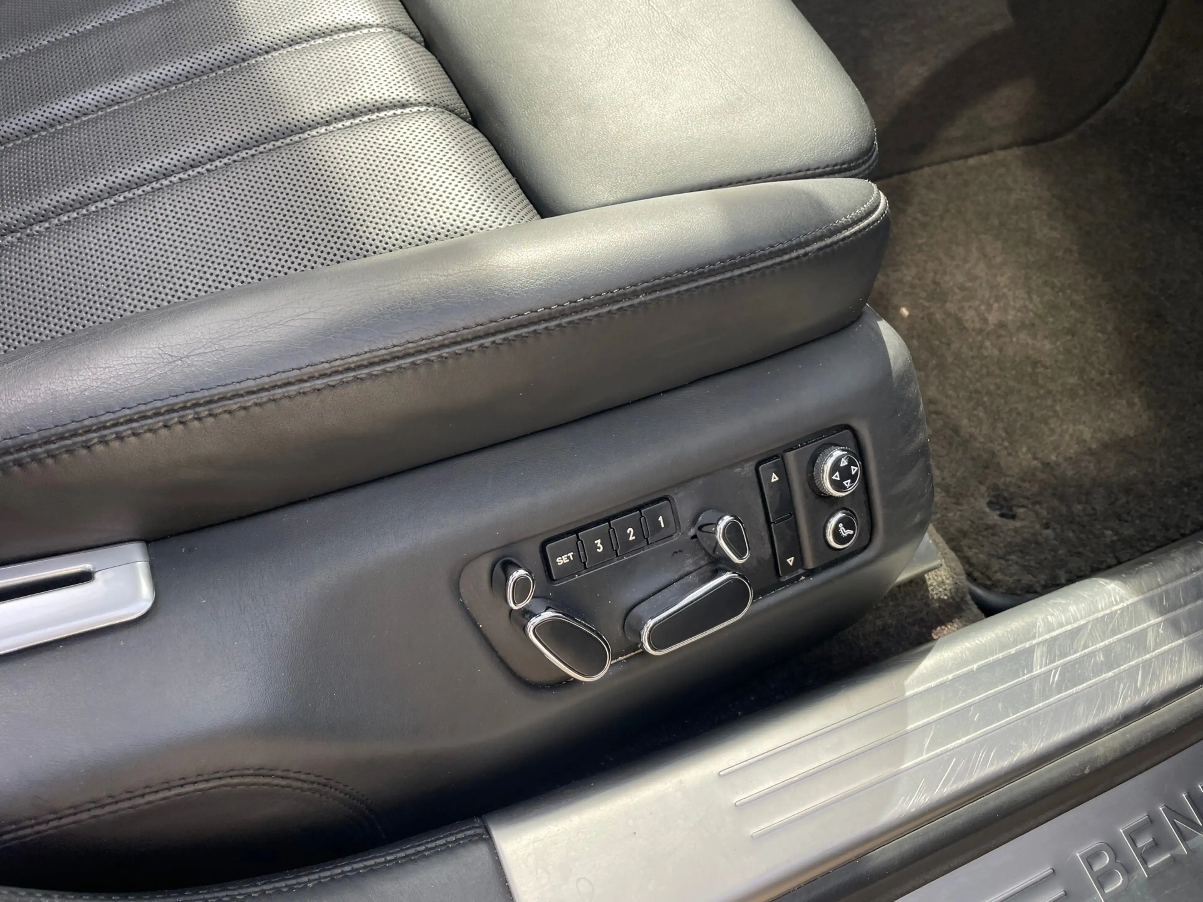 Bentley Flying Spur Continental 6.0 W12- NAP- NL auto — photo 30