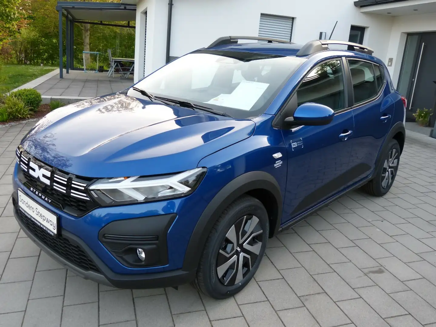 Dacia Sandero Stepway Expression TCE 90[Winterpaket] Blau - 1