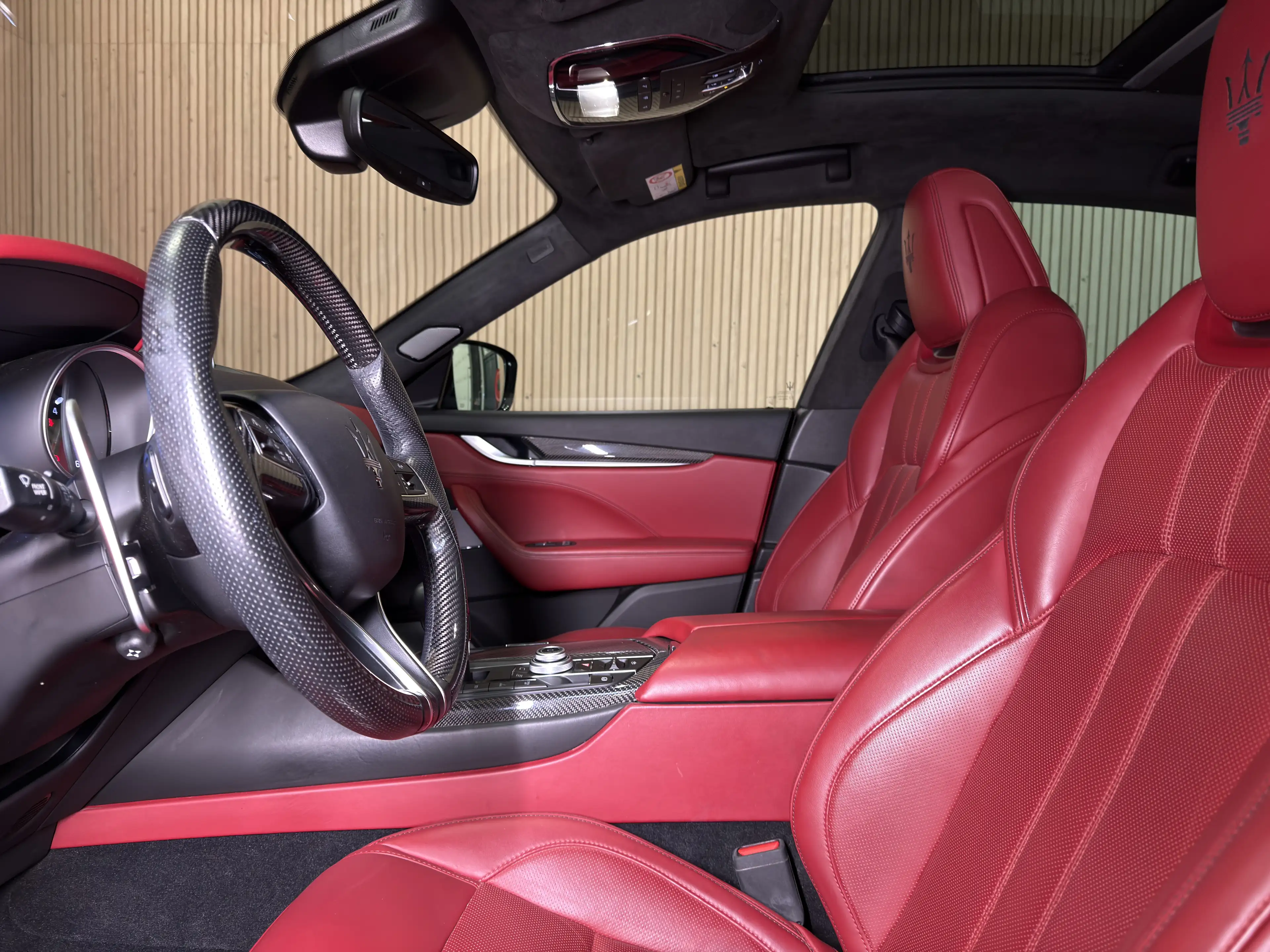 Maserati Levante Levante 3.0 V6 Turbo| Leder| Pano| Verw st| FULL ! — photo 12