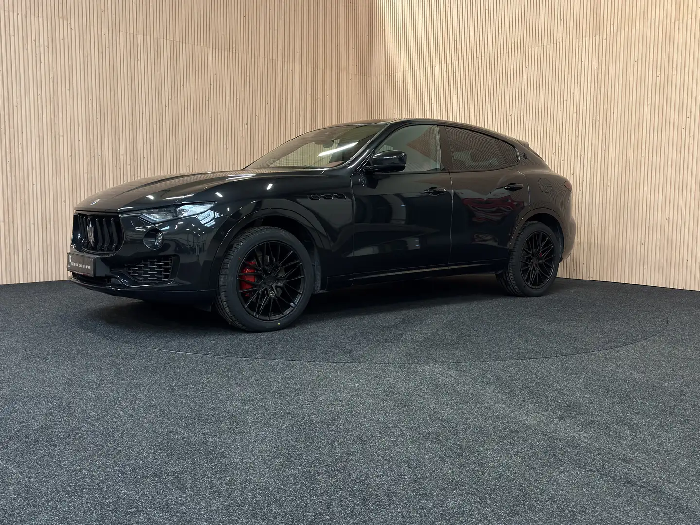 Maserati Levante Levante 3.0 V6 Turbo| Leder| Pano| Verw st| FULL ! Schwarz - 1
