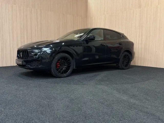 Maserati Levante Levante 3.0 V6 Turbo| Leder| Pano| Verw st| FULL !