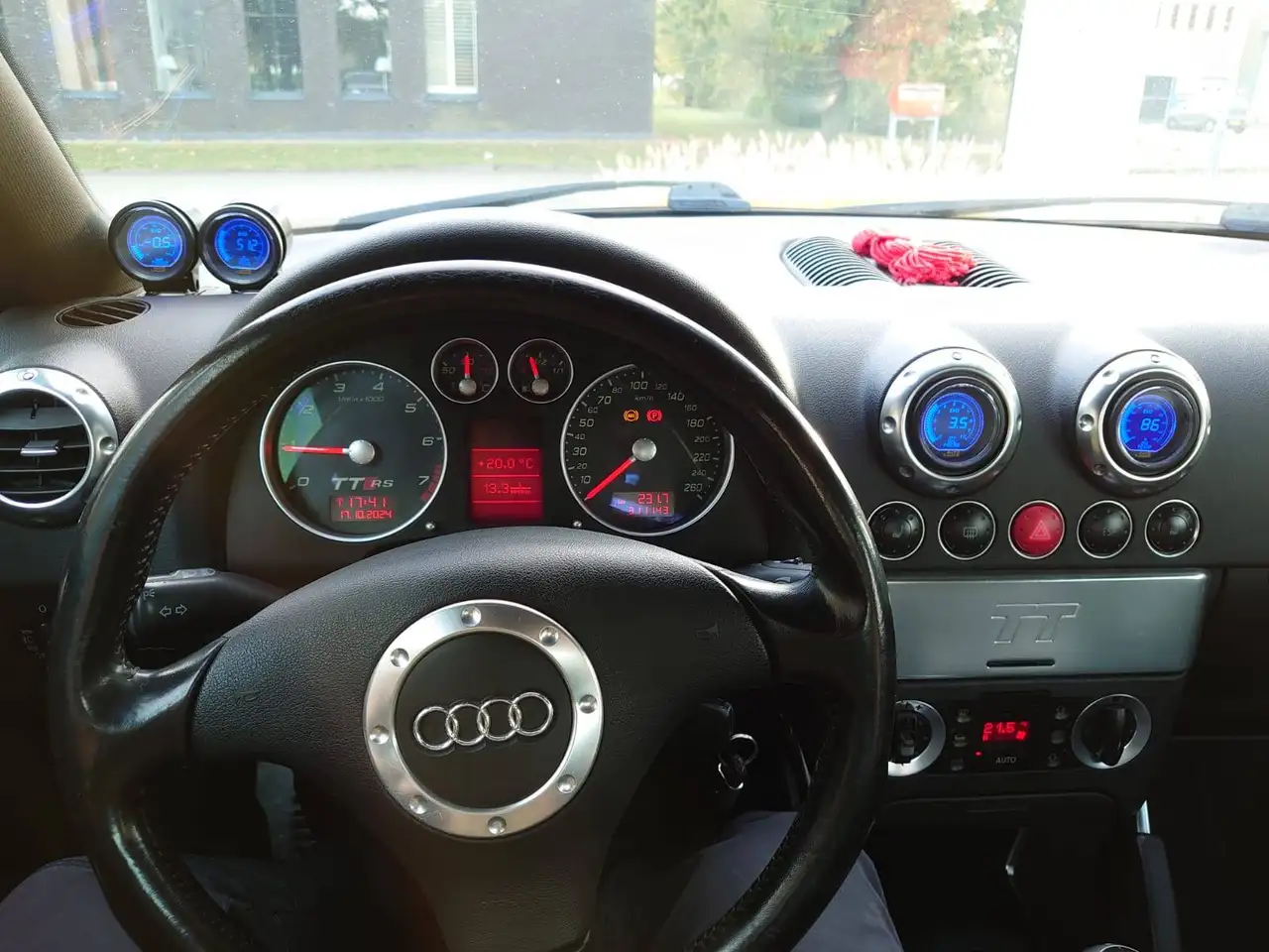 Audi TT 1.8 5V Turbo quattro, foto 11