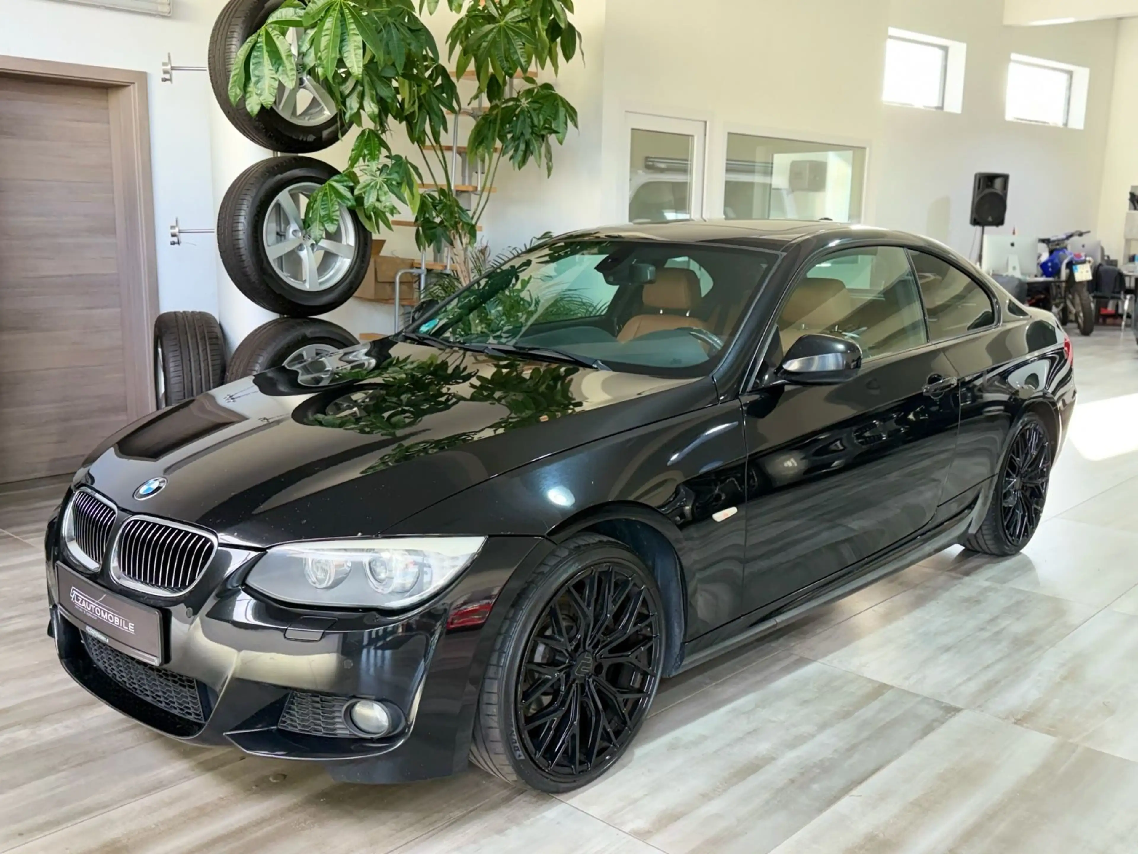BMW 330 d Coupe M Paket LCI xDrive Shadow Line