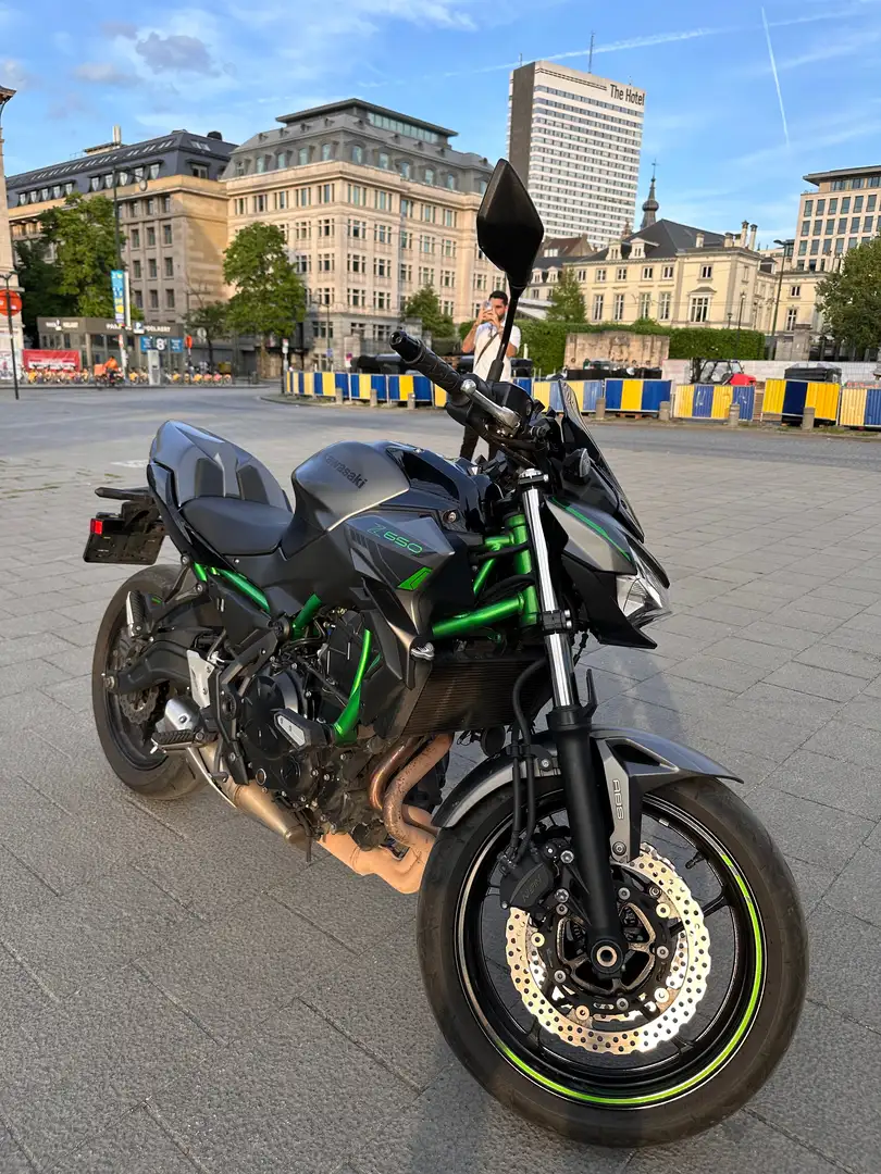 Kawasaki Z 650 Noir - 1