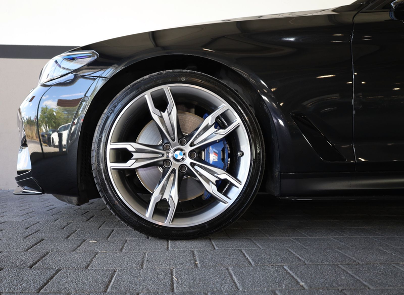 BMW 550 i xDrive/360*/MASSAGE/HK/SHZ/SBL/ACC/SBD/R20 — photo 4