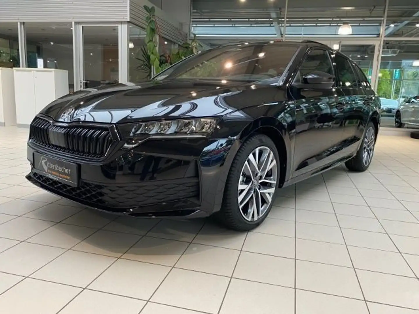 Skoda Octavia Combi Sportline 1,5 TSI mHEV 110 kW 7-Ga Schwarz - 2