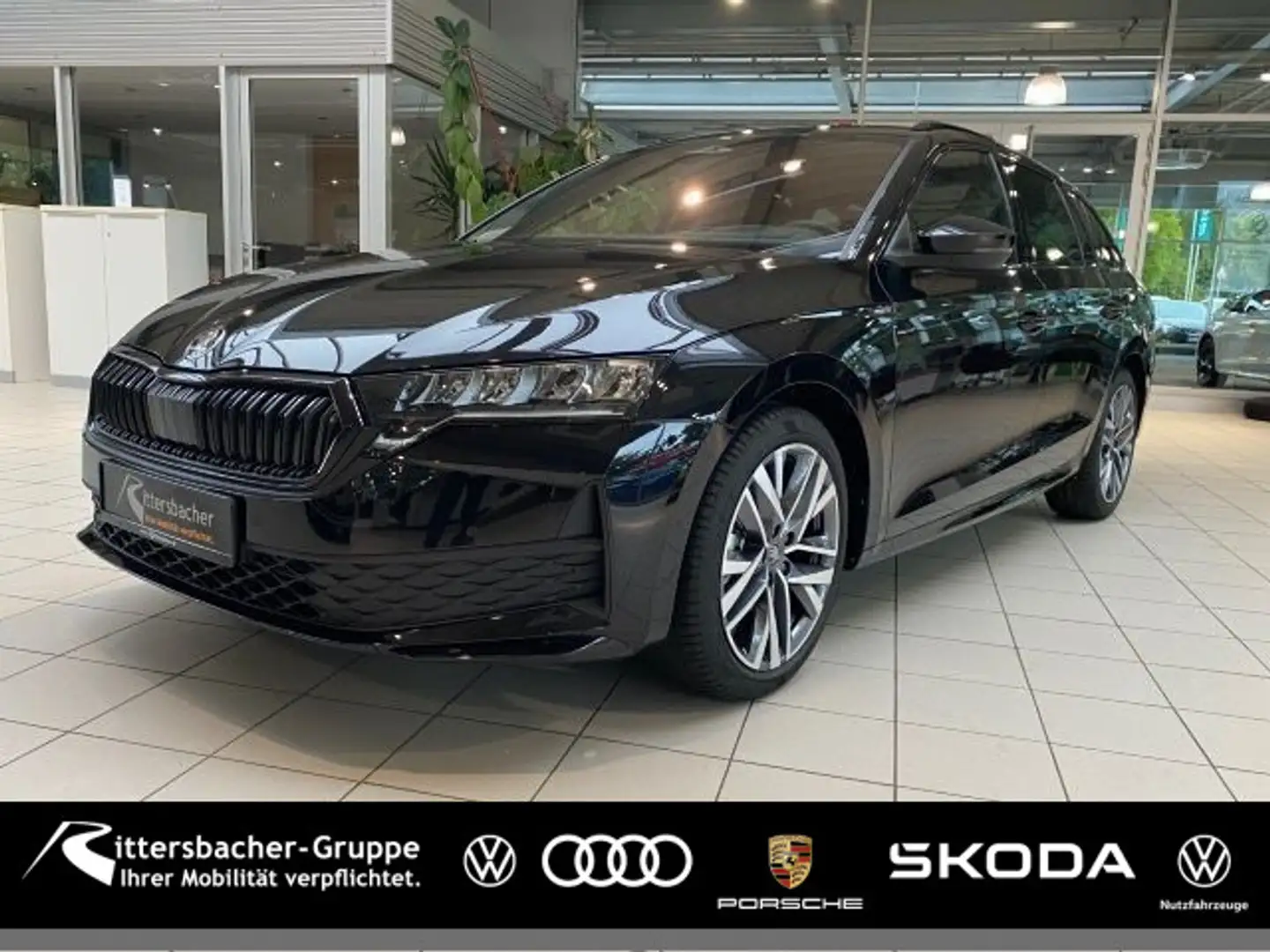 Skoda Octavia Combi Sportline 1,5 TSI mHEV 110 kW 7-Ga Schwarz - 1