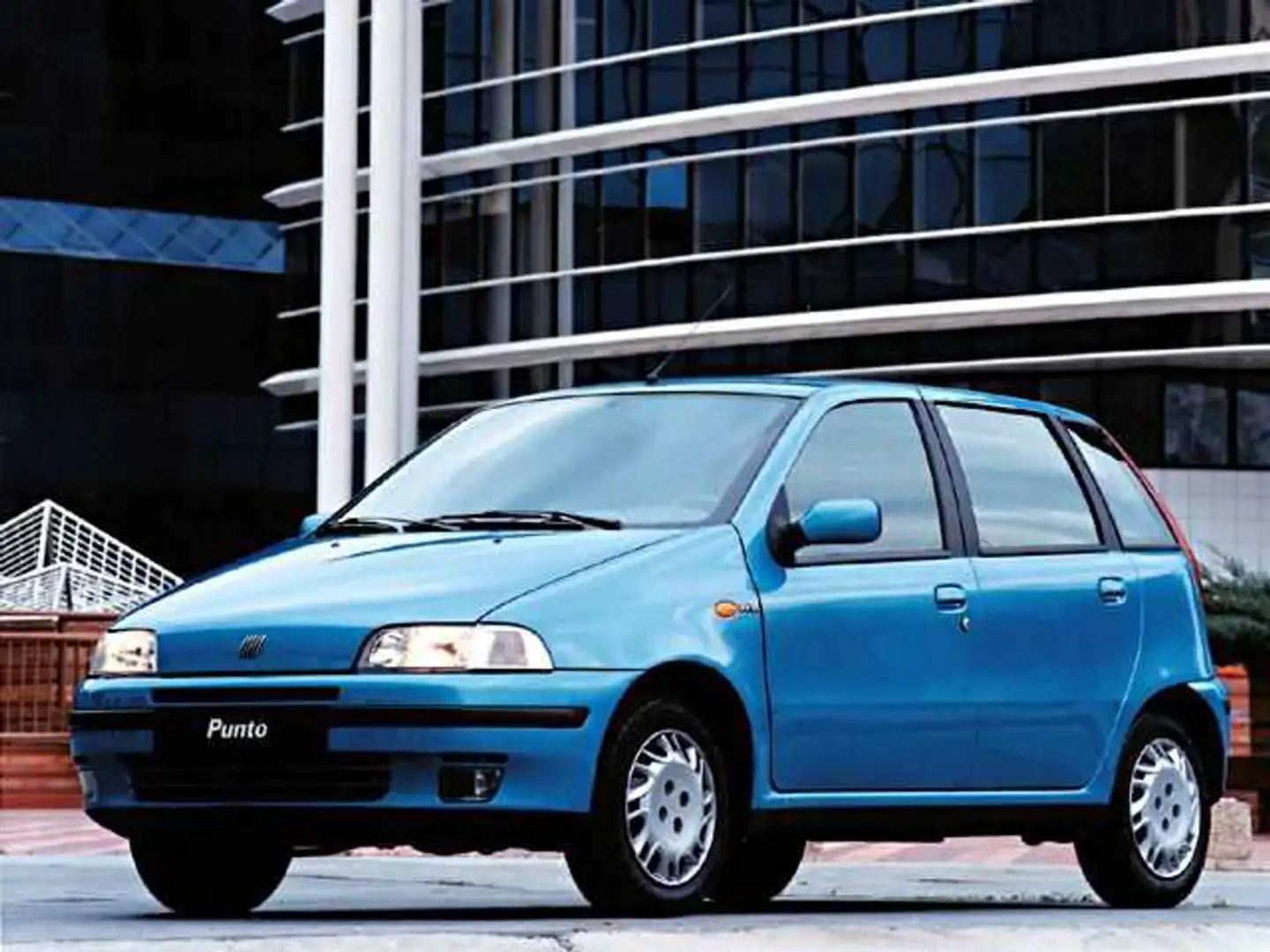 Fiat Punto 1ª serie 75 cat 5 porte ELX Wit - 1