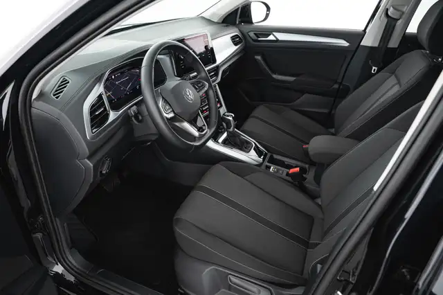 Volkswagen T Roc view 11