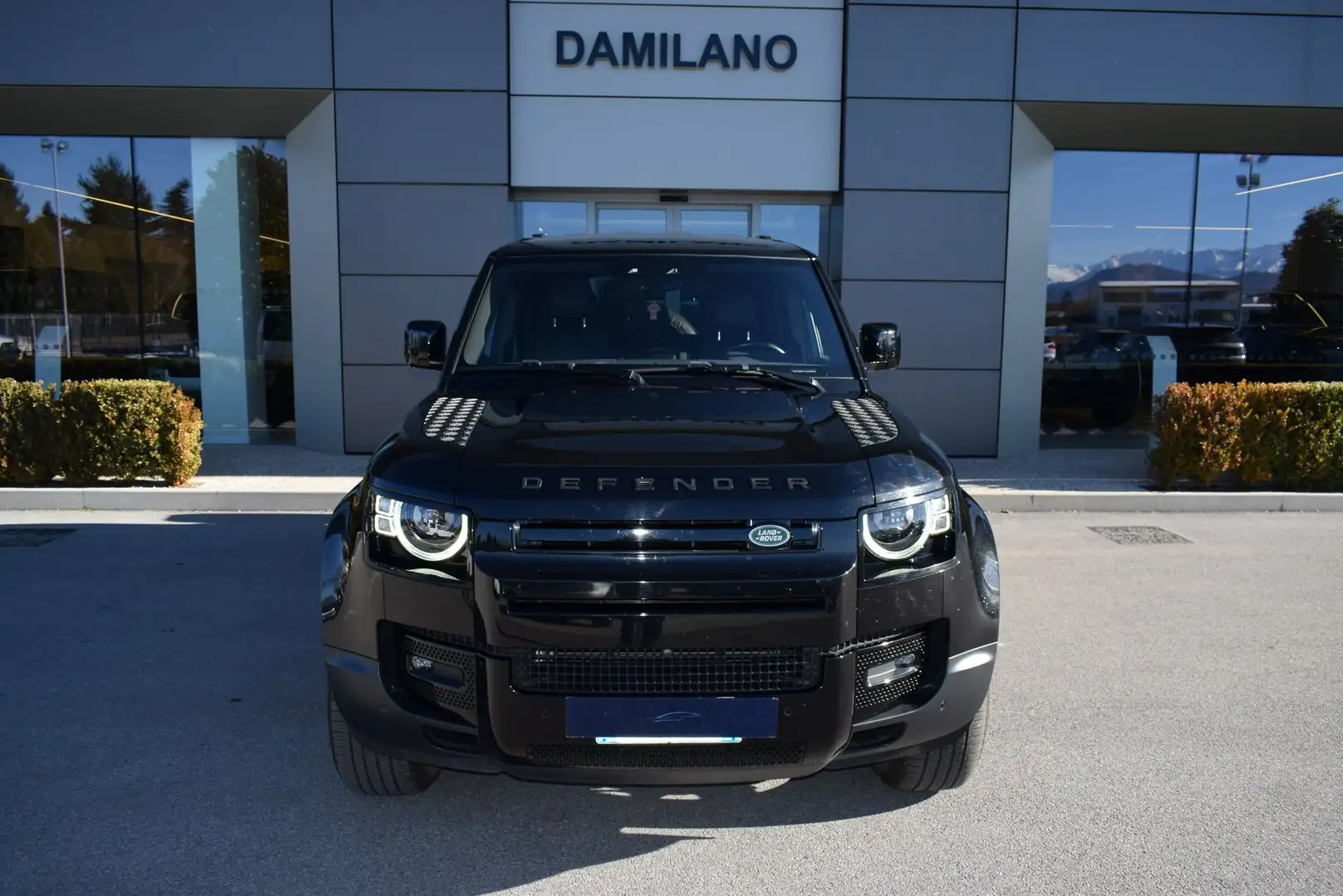 Land Rover Defender Defender 110 3.0D I6 200 CV AWD Auto SE N1 AUTOCA Nero - 2