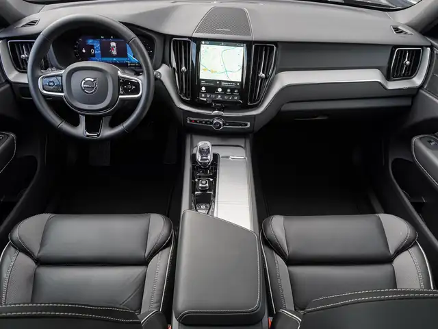 Volvo XC60 view 12