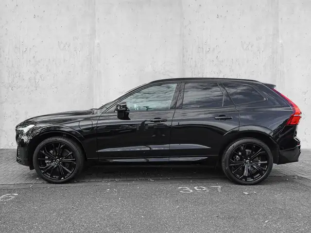 Volvo XC60 view 5