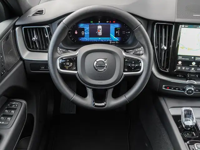 Volvo XC60 view 13