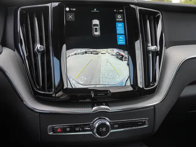 Volvo XC60 view 15
