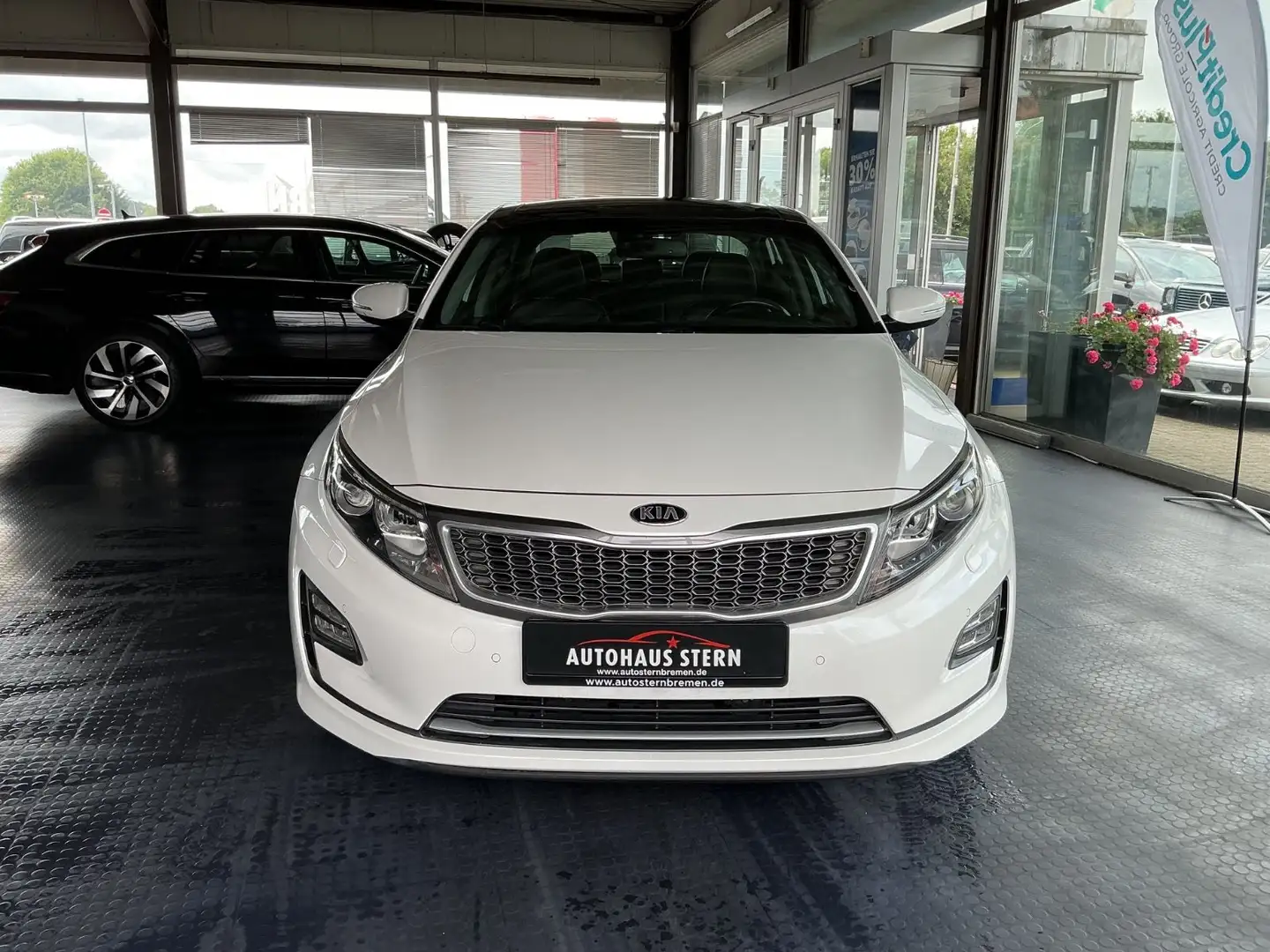 Kia Optima Spirit Hybrid Biały - 2