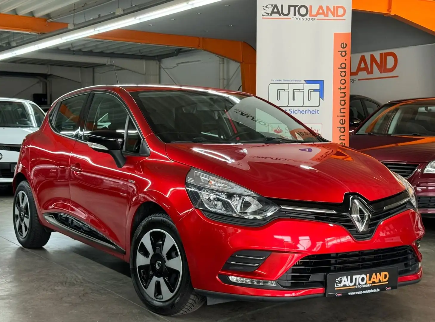 Renault Clio IV Limited*NUR 38 TKM*NAVI*PDC*TOP ZUSTAND* Red - 1