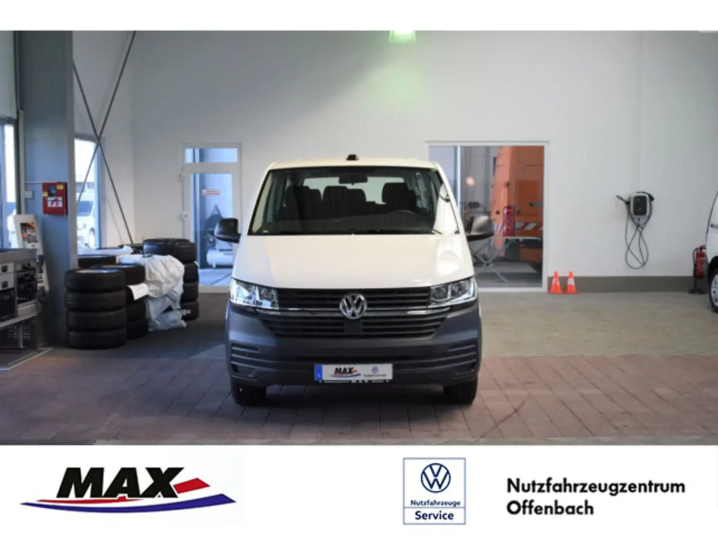 Volkswagen T6.1 Kombi LR 110kW DSG AHK NAVI PDC SITZHEIZUNG Weiß - 1