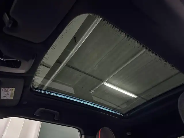 Mini Hatch view 10